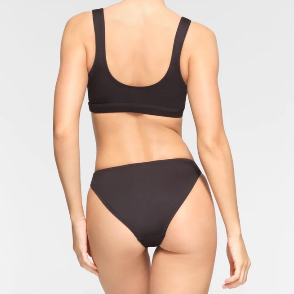 NWT SKIMS Swim Mid Coverage Bikini Bottom Onyx Black Sz XSmall